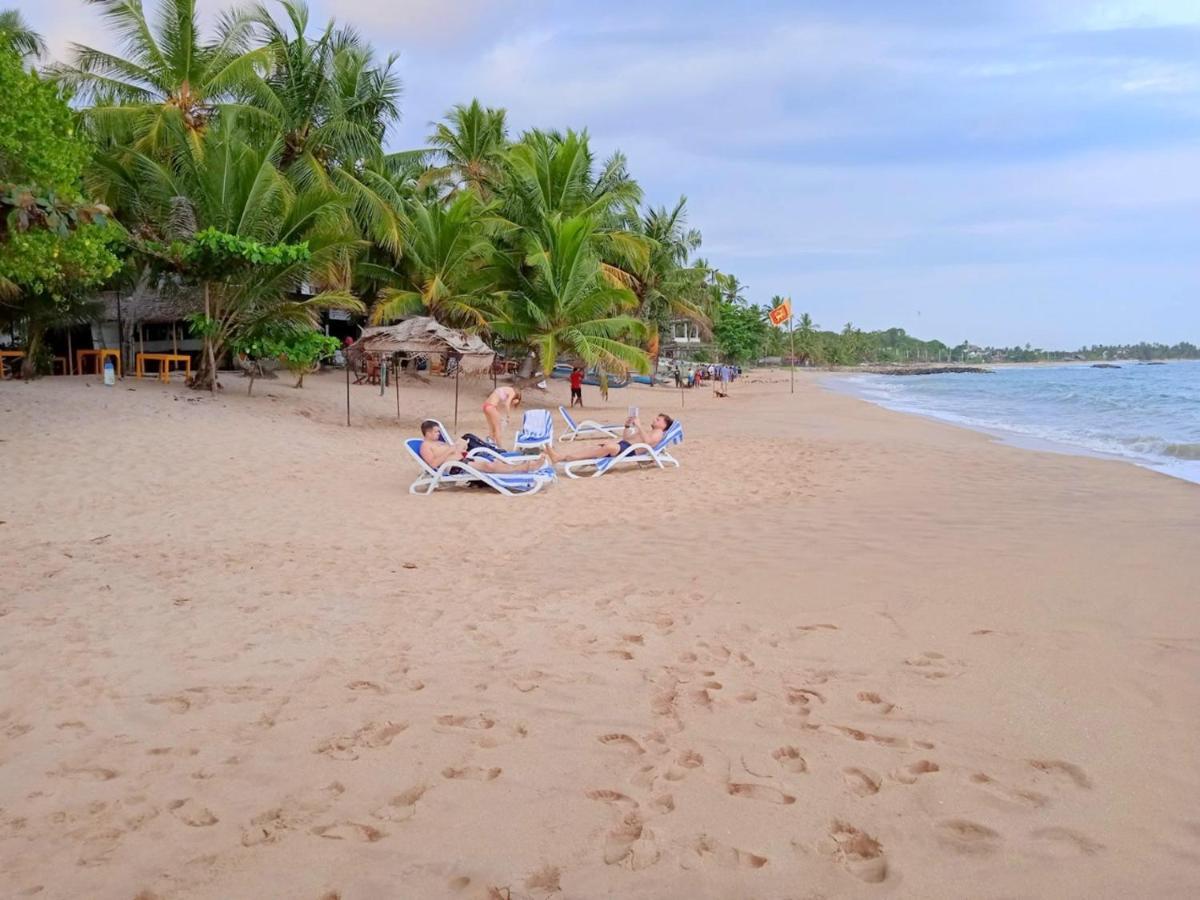 Lucky Sea Beach Hotel Tangalle Exterior photo