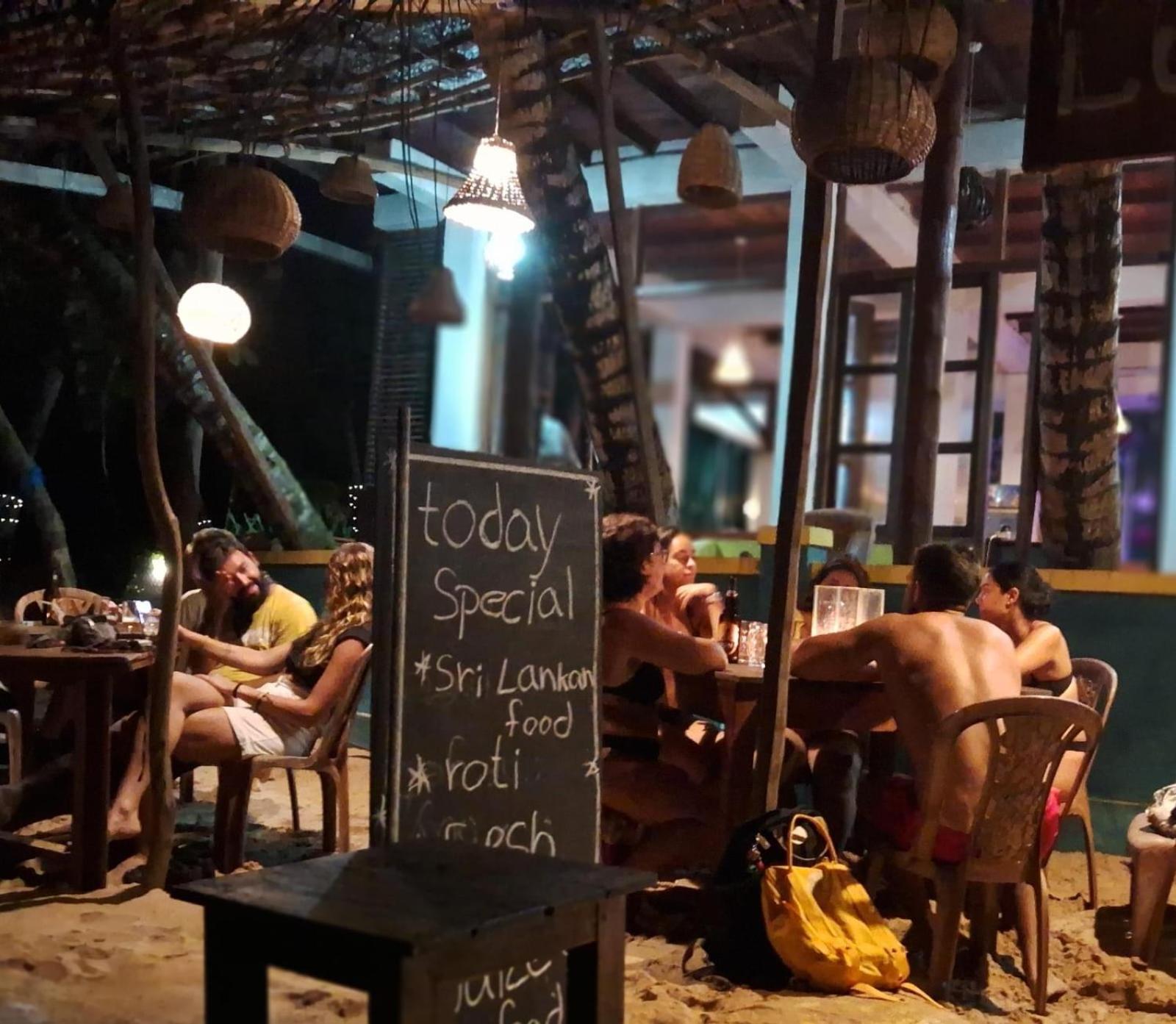 Lucky Sea Beach Hotel Tangalle Exterior photo